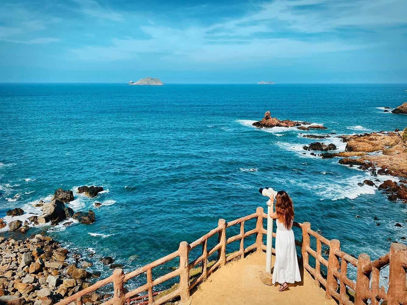 FAMOUS TOURIST DESTINATIONS IN QUY NHƠN